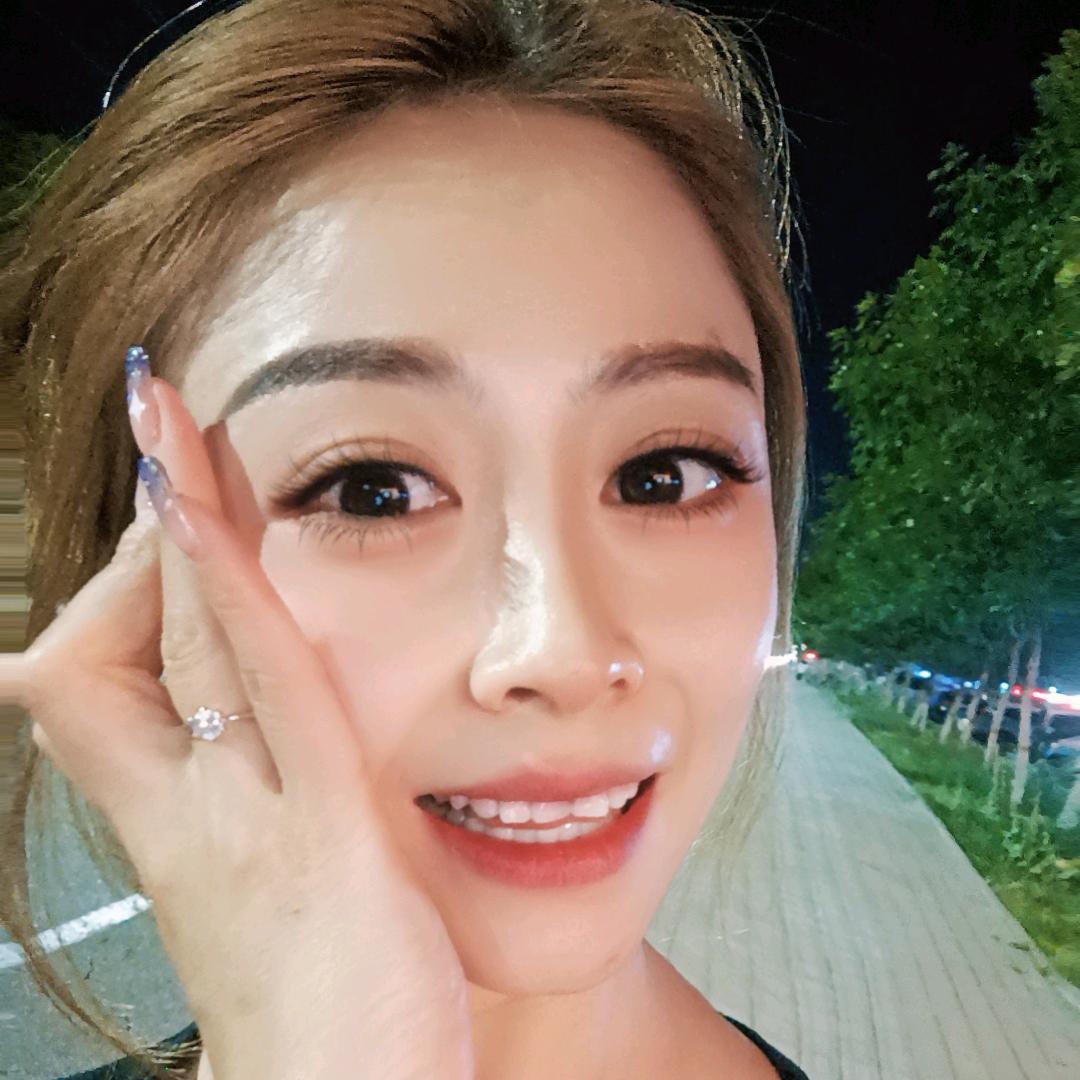 孔雀河一号幺妹诸葛烤鱼。