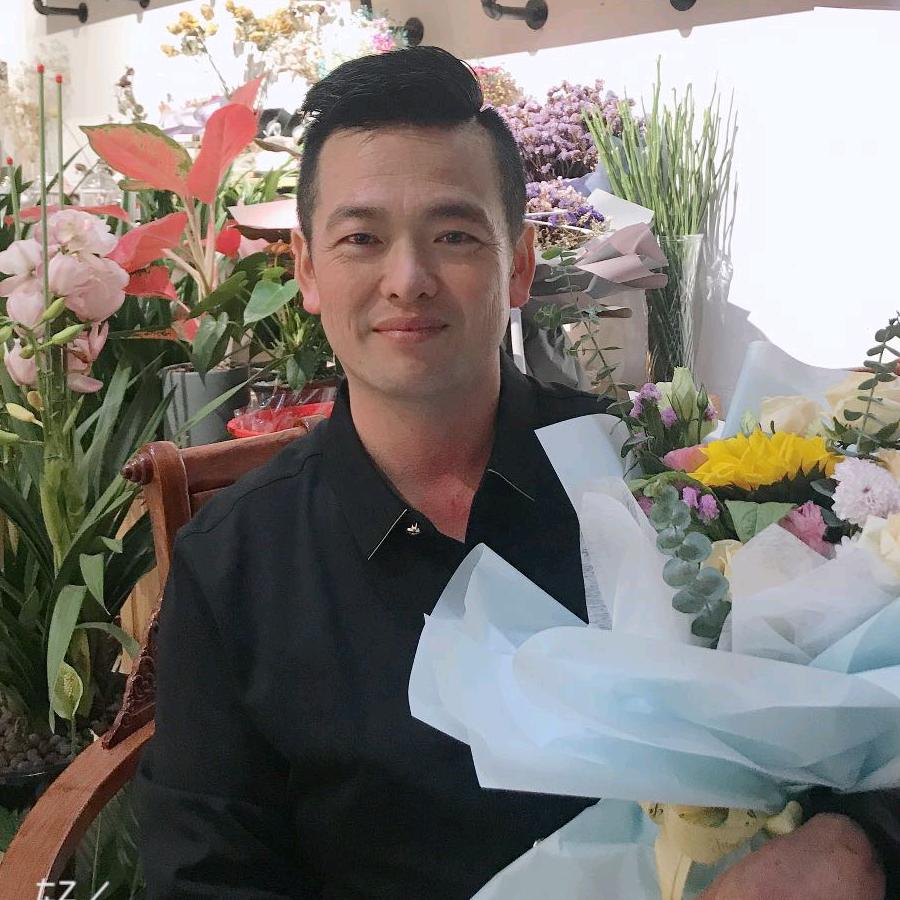 顺发文胸，二手材料行