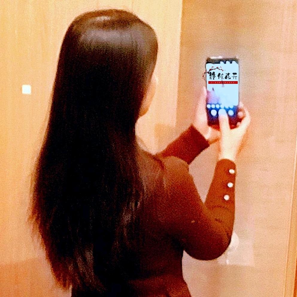 静候花开🌻