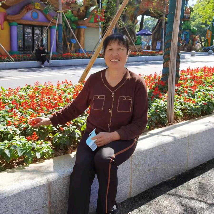 彭姐（）早上九点开播