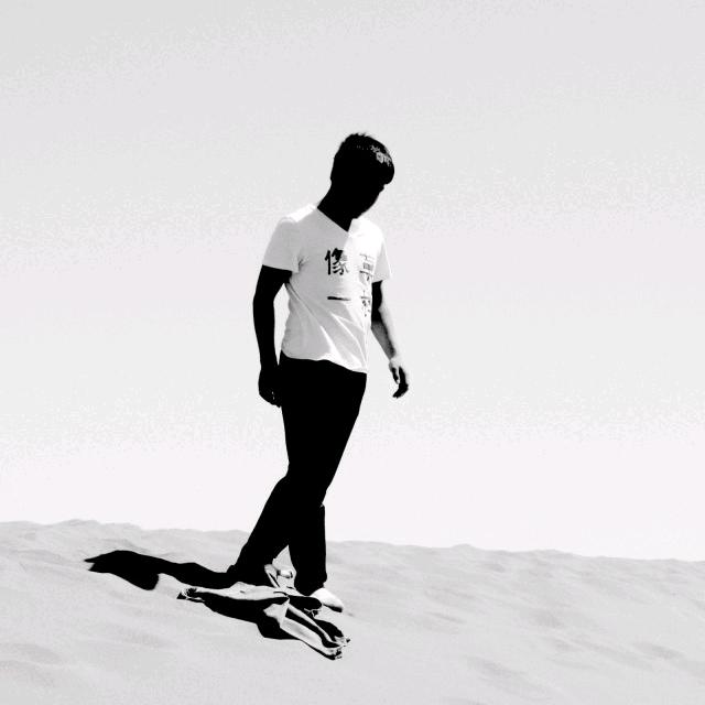 㽞 栖