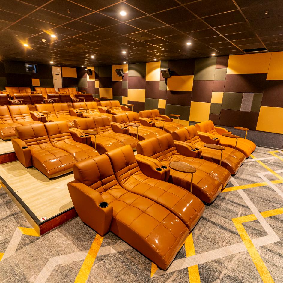 时代文哥（应山府文亿影城）