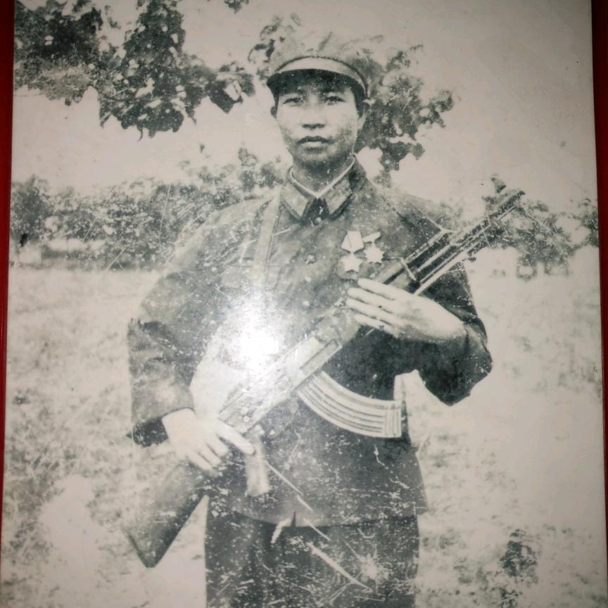 胡炳和