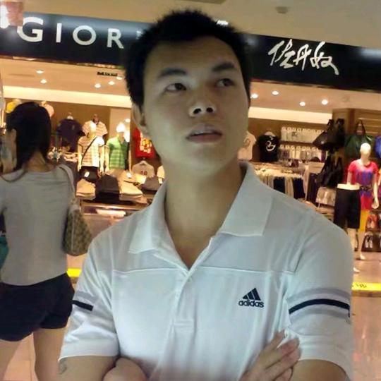 👉戏精(^_^)啊伟?