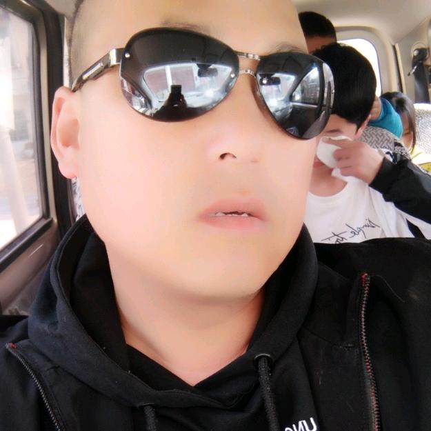 大拿服饰(王大拿)