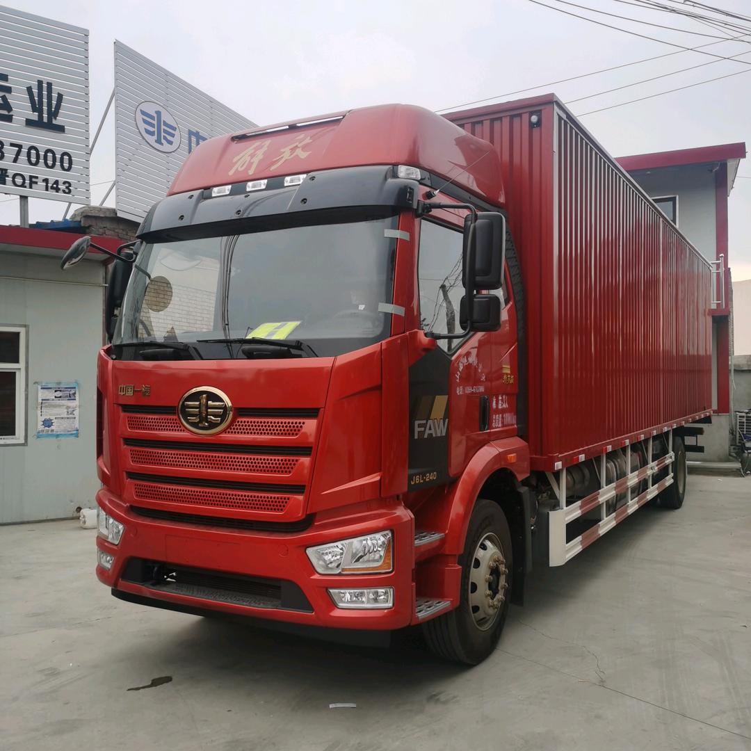 泡沫之夏（重卡研究所）