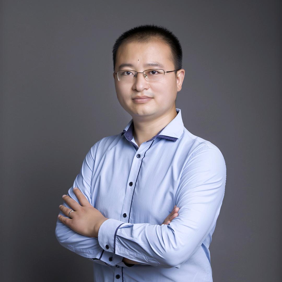 知识搬运工梁老师