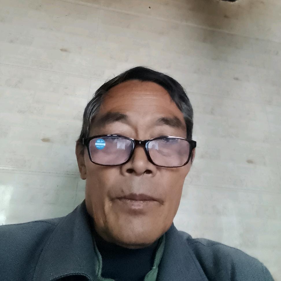 王关荣