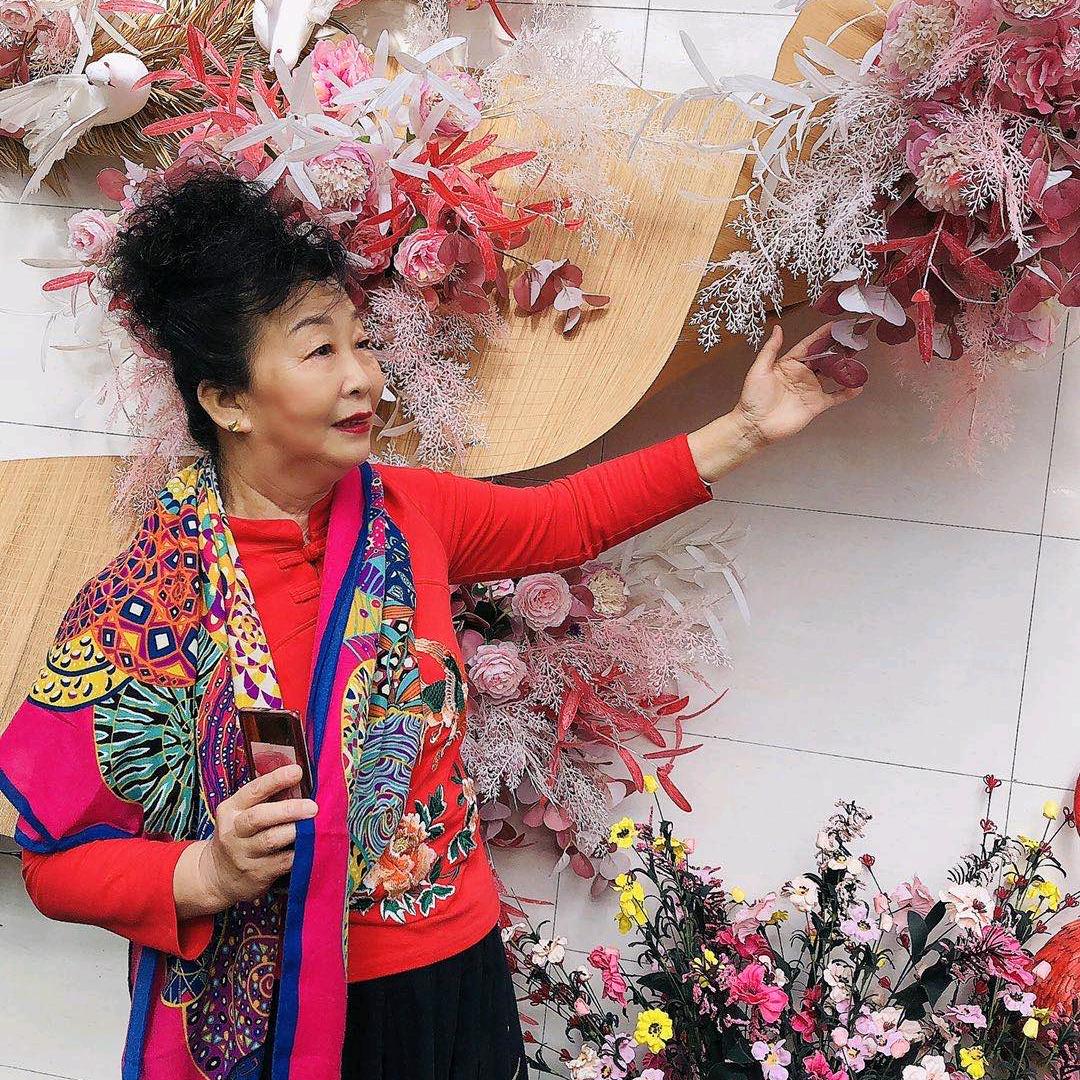 ƪ(˘⌣˘)ʃ优雅快乐每一天！