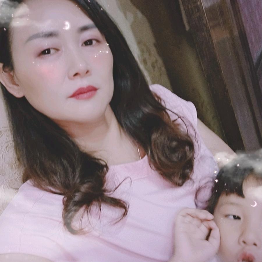 ℋღ᭄笑着🍒退场💞࿐