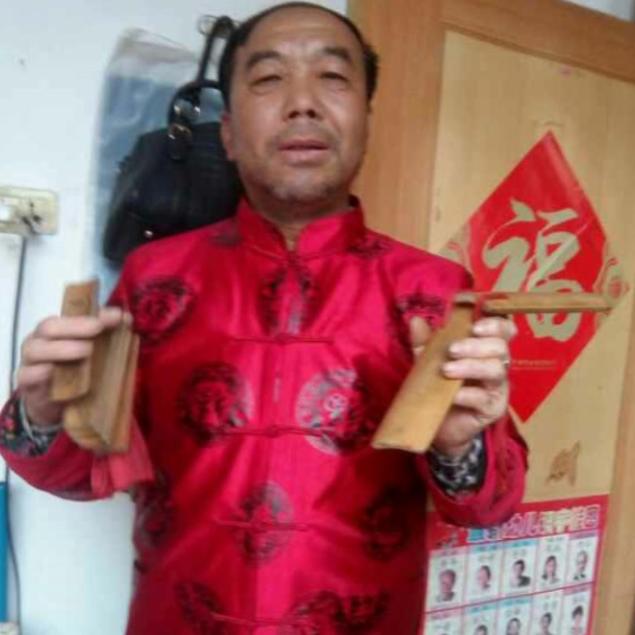 百姓乐队一一封连章