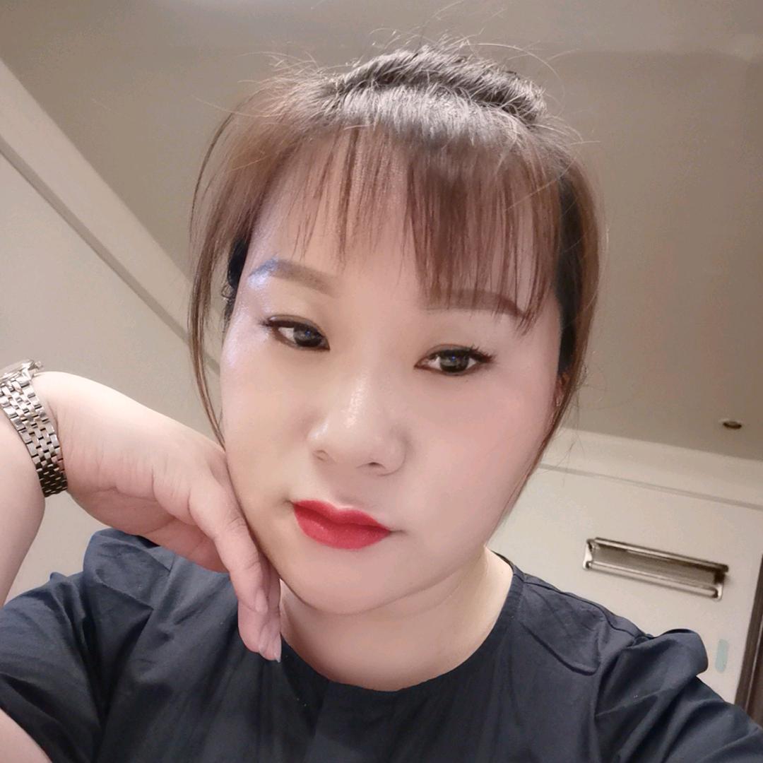 娜娜，（共度除夕）