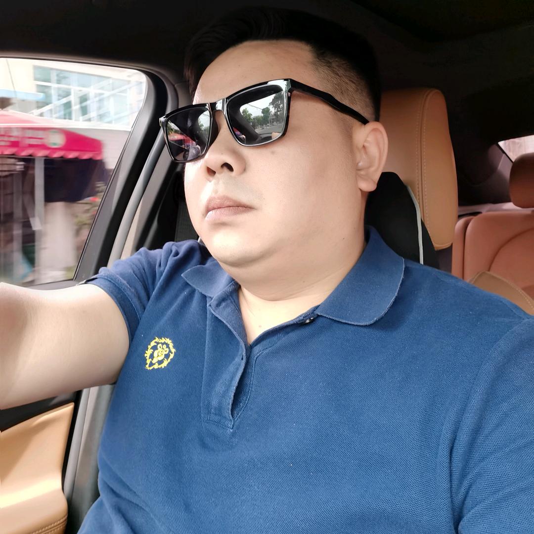 装饰装修～何先森