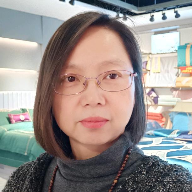 徐姐. 铜梁爱萝家纺店