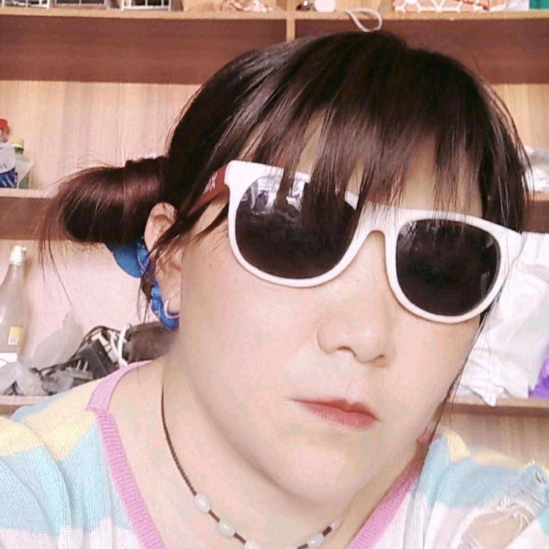 快乐燕子🎤（每日中午12点10分开播）