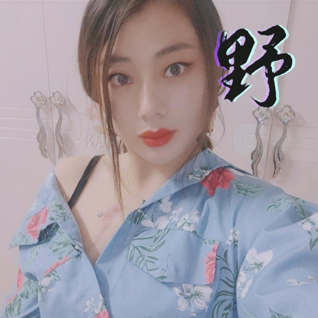 手心的蔷薇💔💔