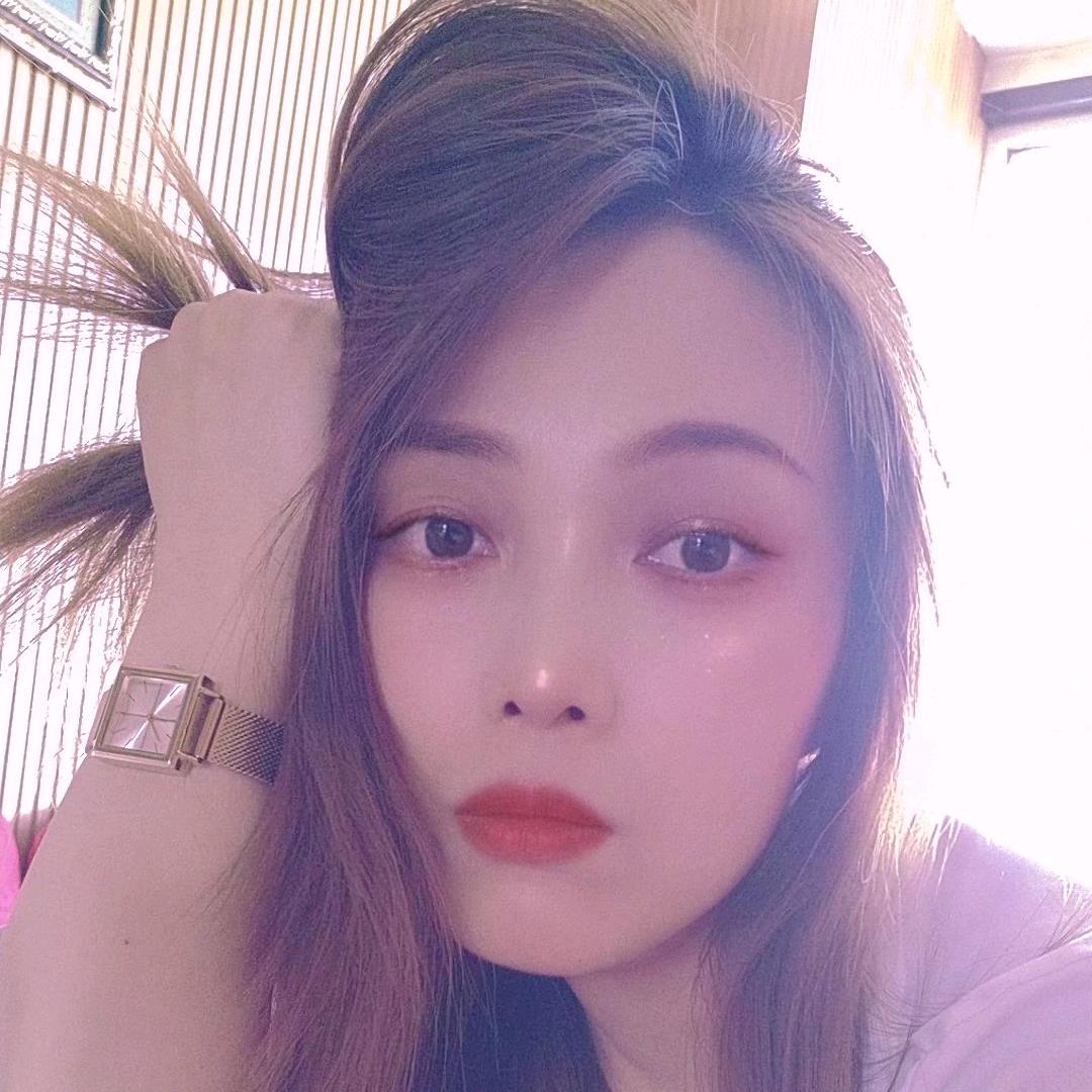小小霞