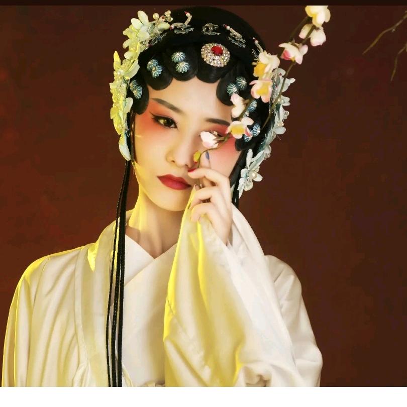 朵朵古瓷