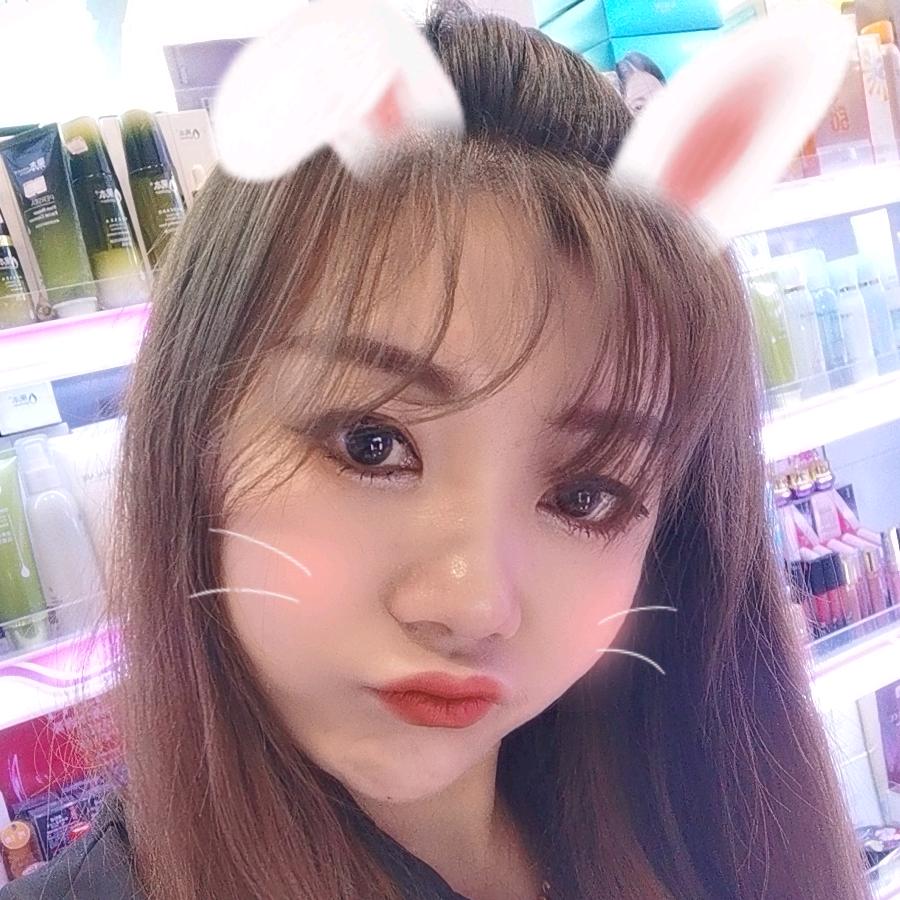 美人鱼美妆美甲美睫店