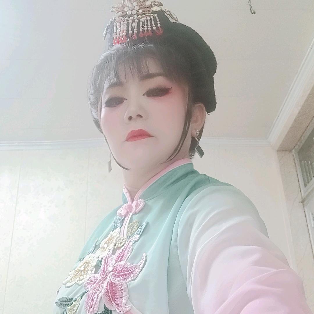 项雪英