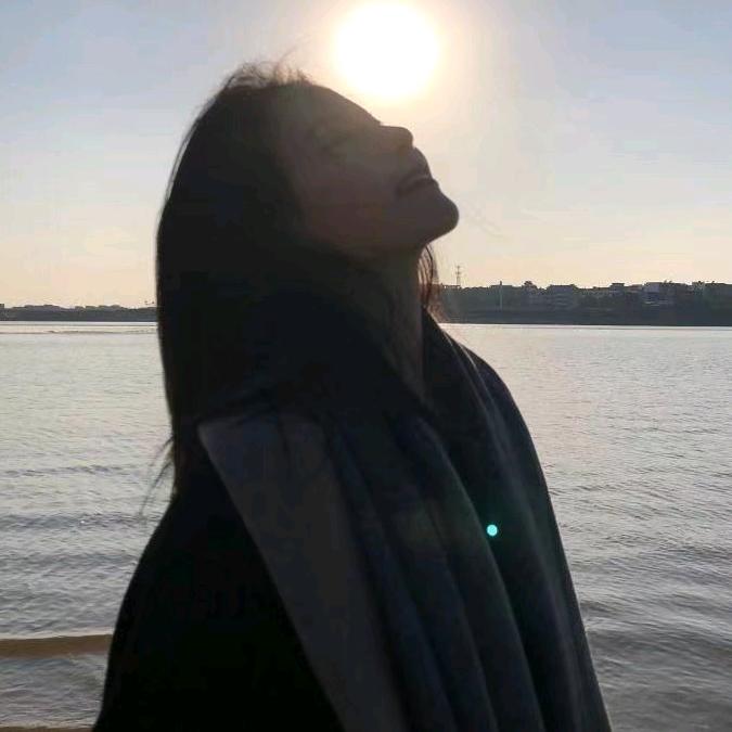 莲湖庄少主