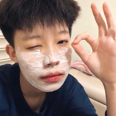 白茶清欢无别事，我在等风也等你