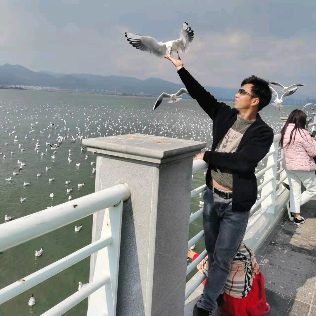 巧宇火锅串串(涪陵桥达千江樾店)官方号