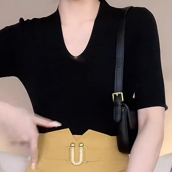 ༽ノ透彻🙂⋋✿ ⁰ o