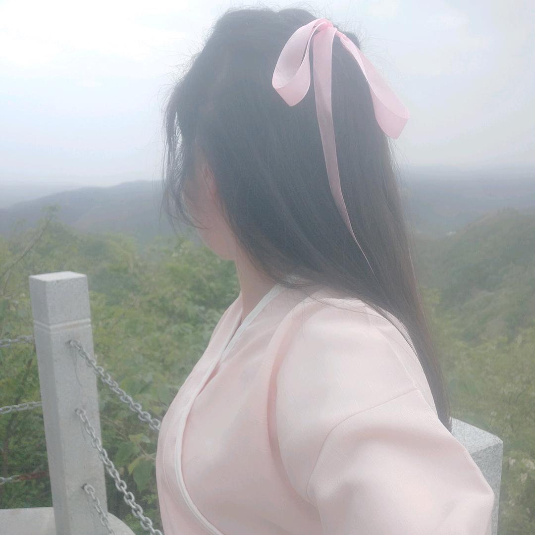 💖姐姐姓李呀