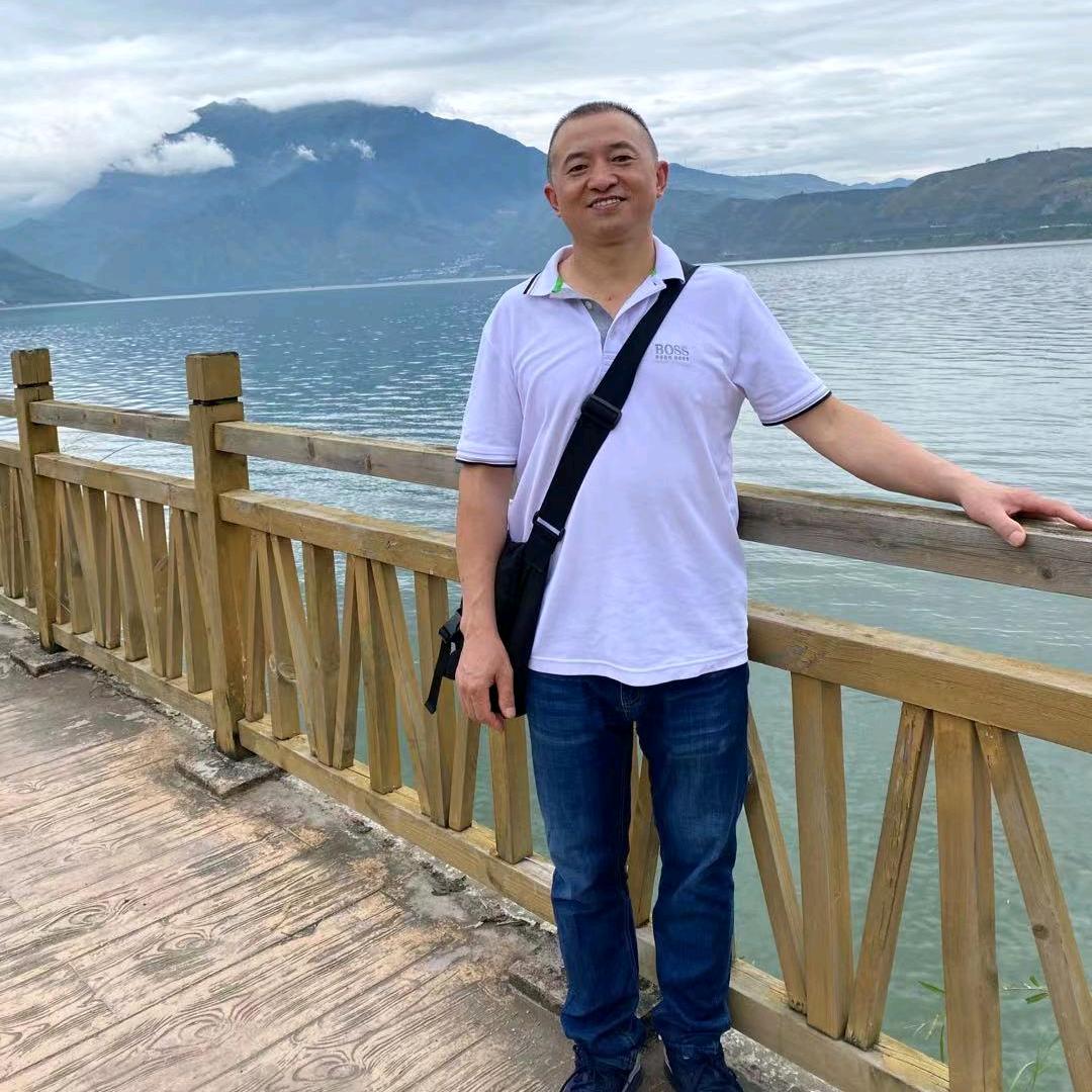 大哥😎曳舞队