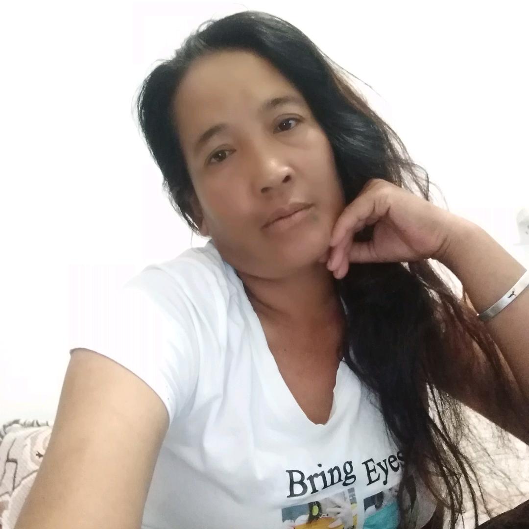 ㇏晟㇏站在7月的港口⚓️，满眼阳光。点点