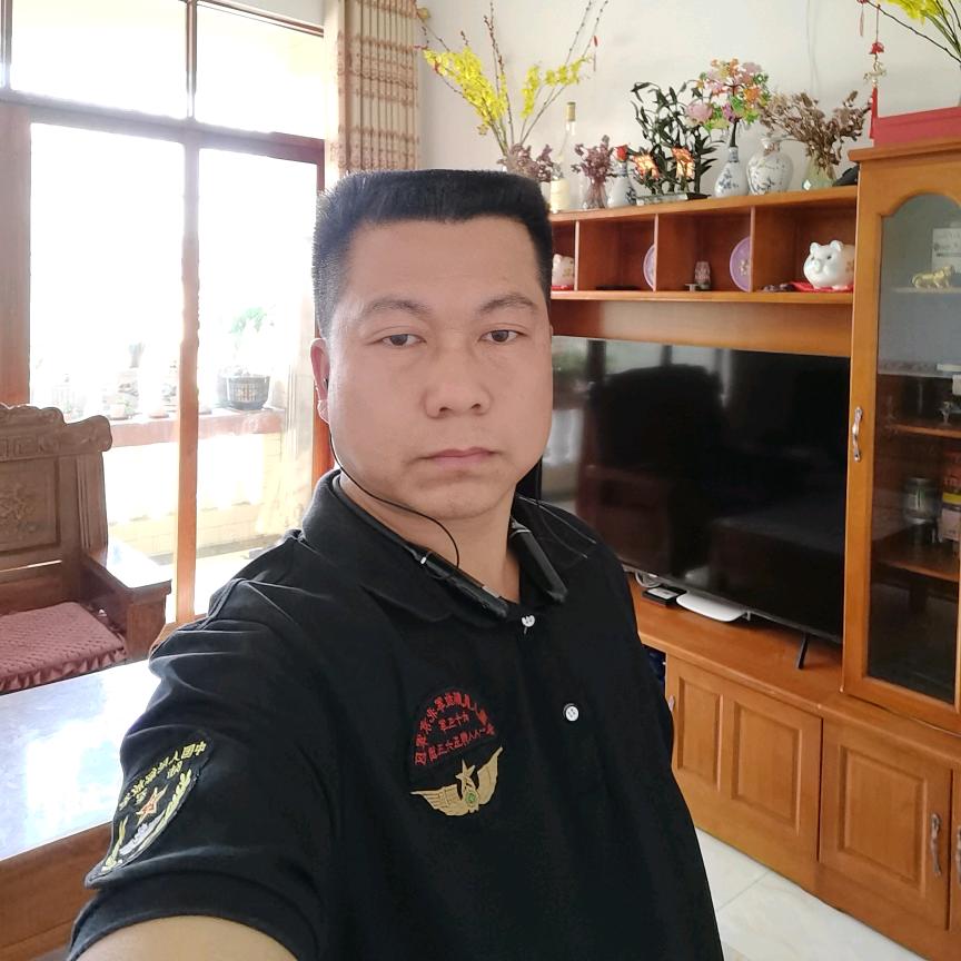 汉哥卤味！退役军人