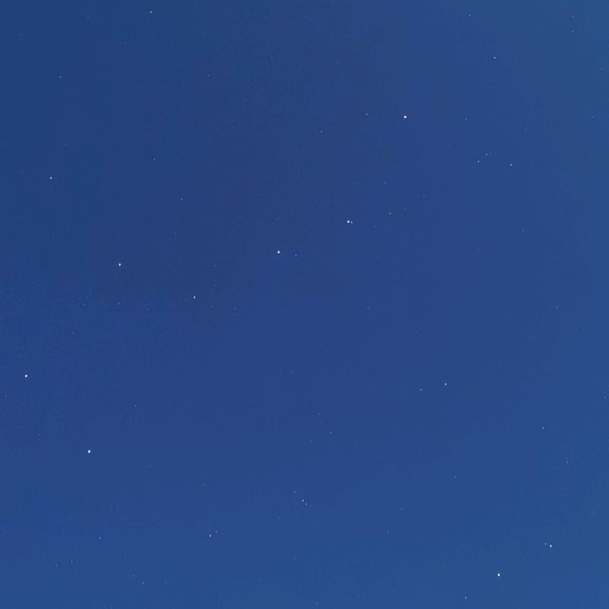 龙腾飞天