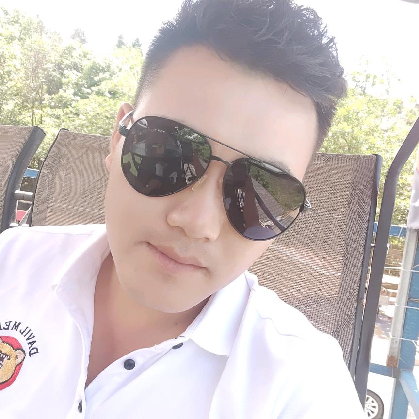 品鲜汇鲜货晓火锅 勇哥