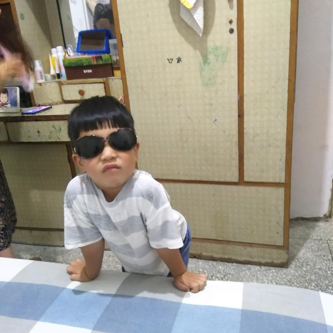 侯哥
