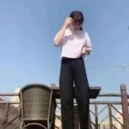 理科天赋差一丟头像