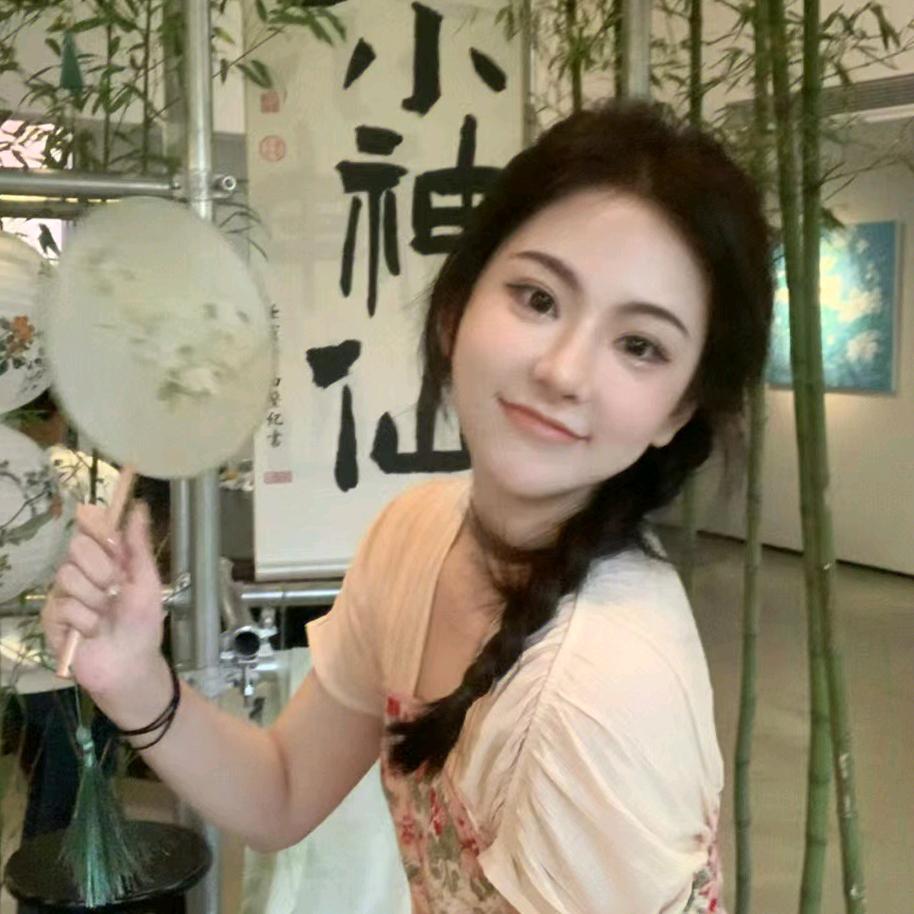 彩秀服装