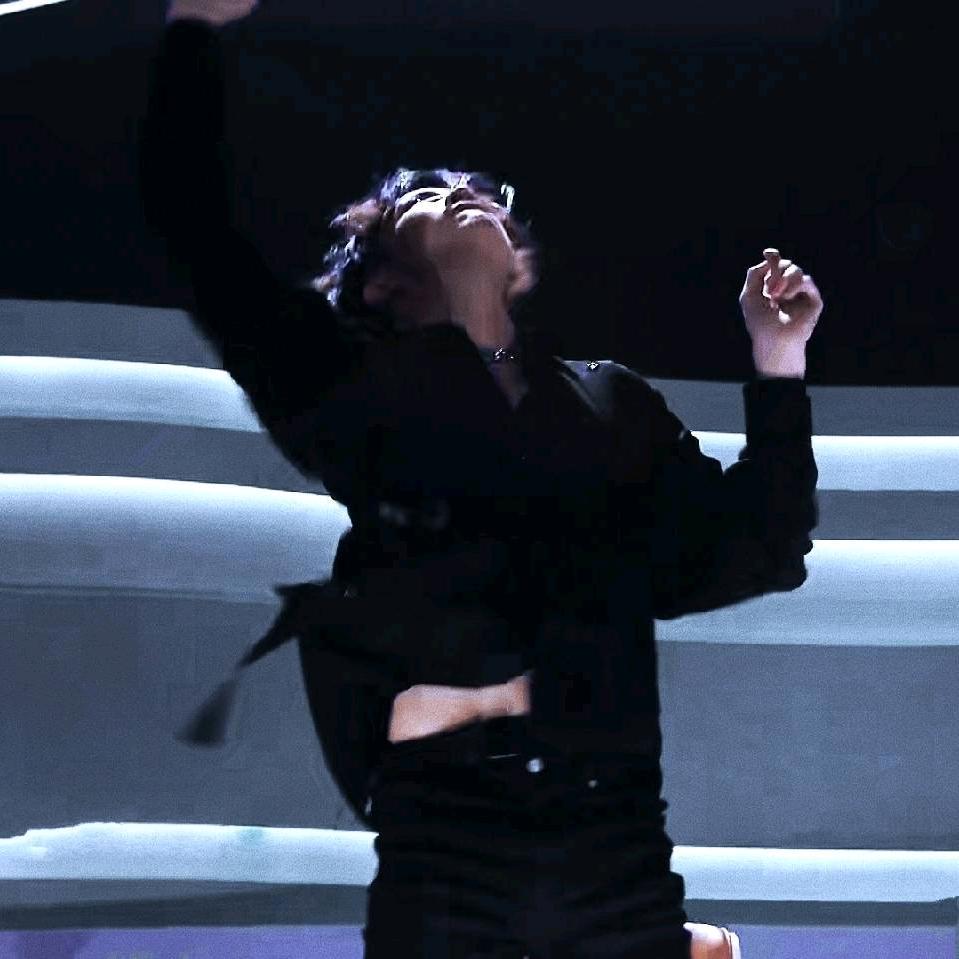 古溪·娜比（和薛握两次手版）