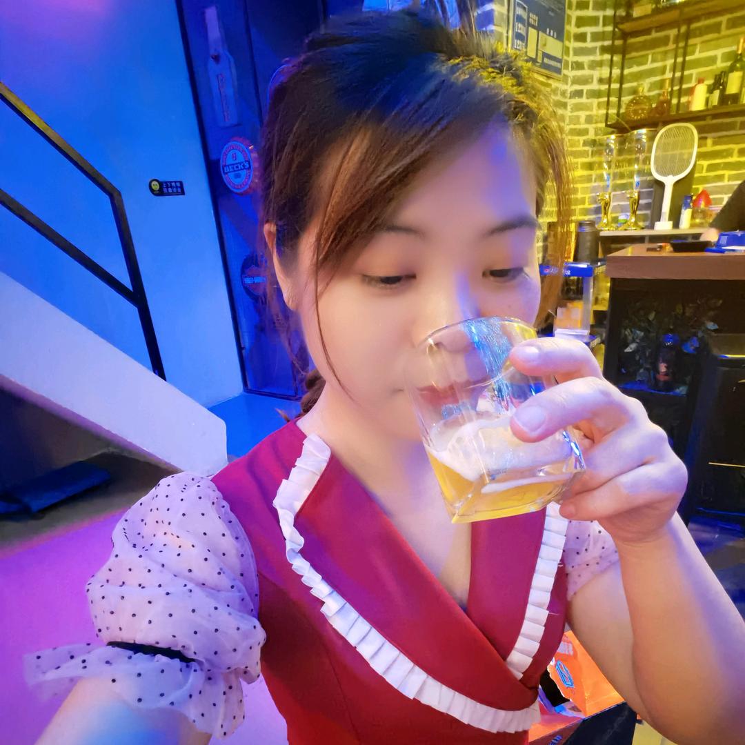 🍒兜兜꧔ꦿ᭄有钱࿐ᩚ: