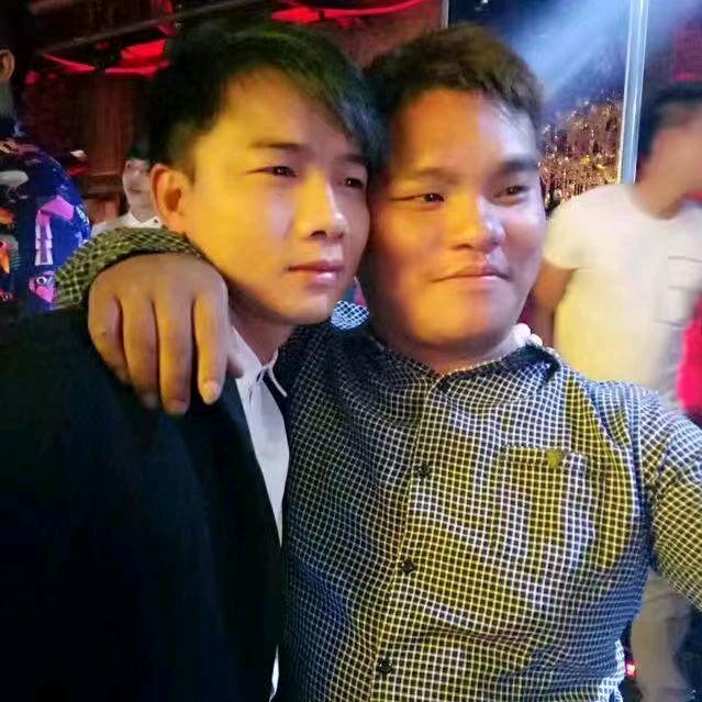 浅忆@