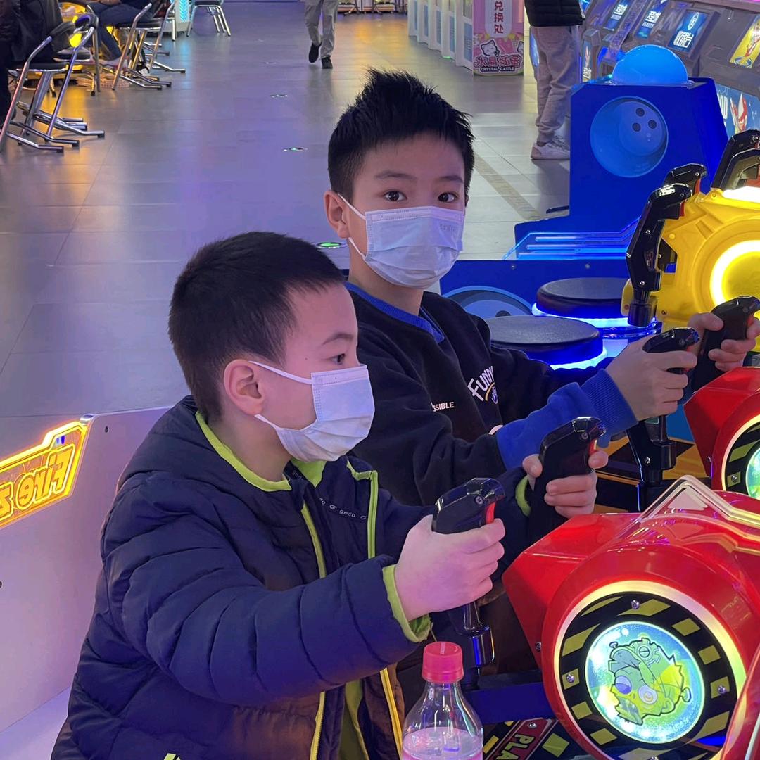 鸡龙兄弟