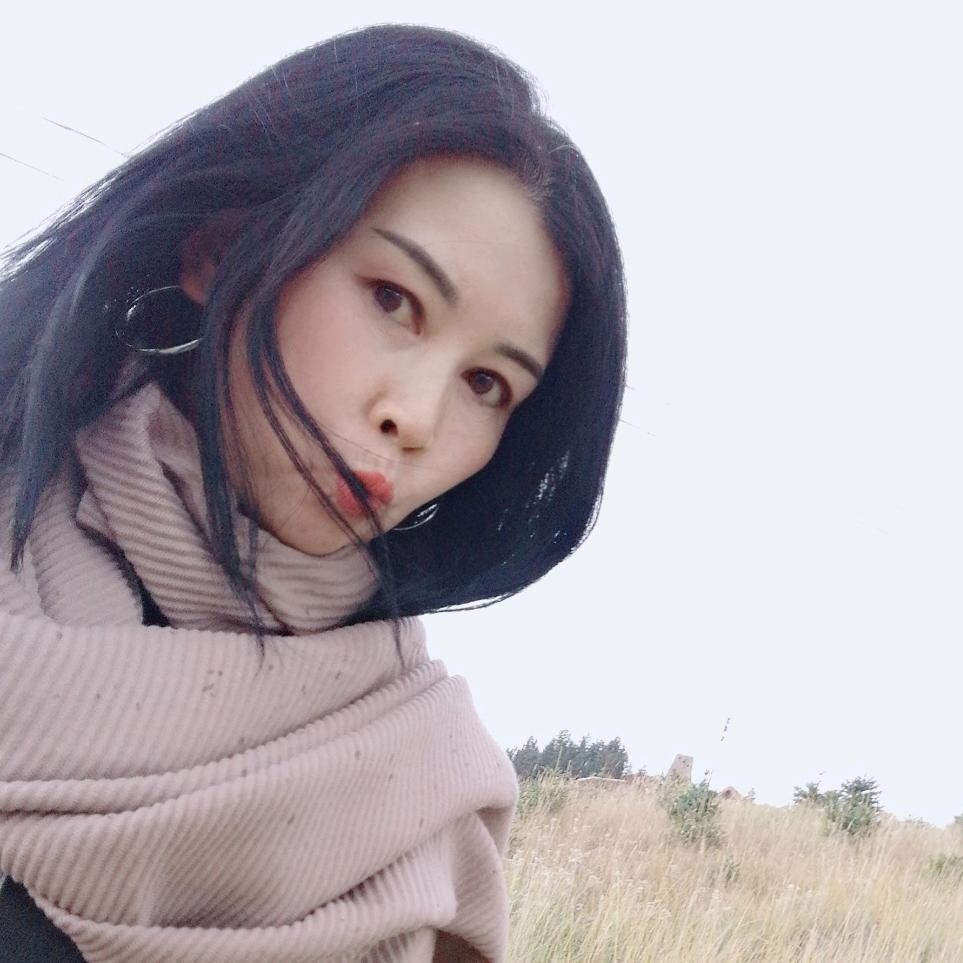 非女皇似女王