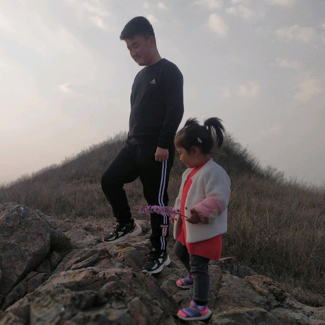 鱼小于