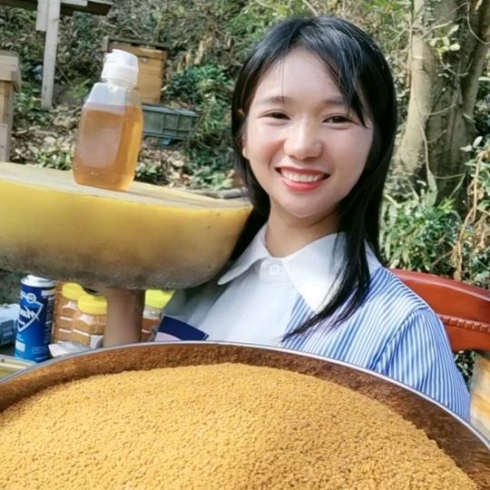 蜂妹子户外追蜂818