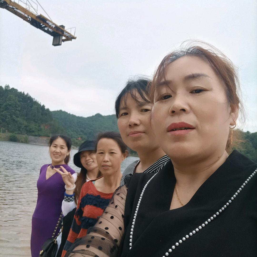 丝袜姐，