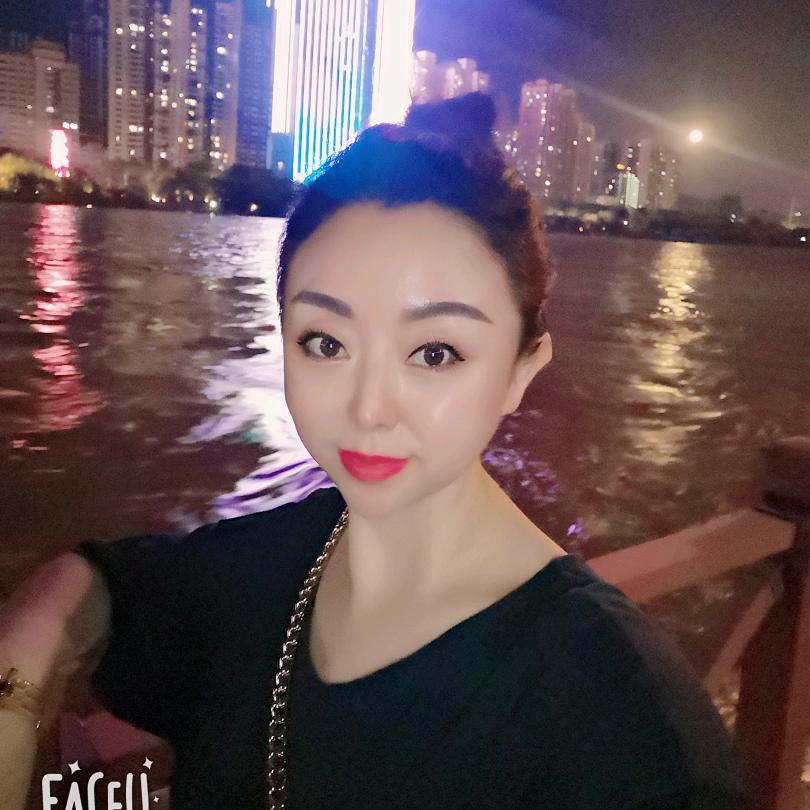 云_兰州甘南中路万人迷服饰