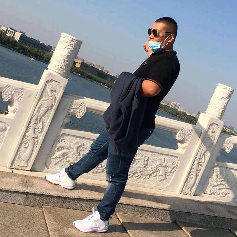 小80後🔥（东北亮哥）🔥