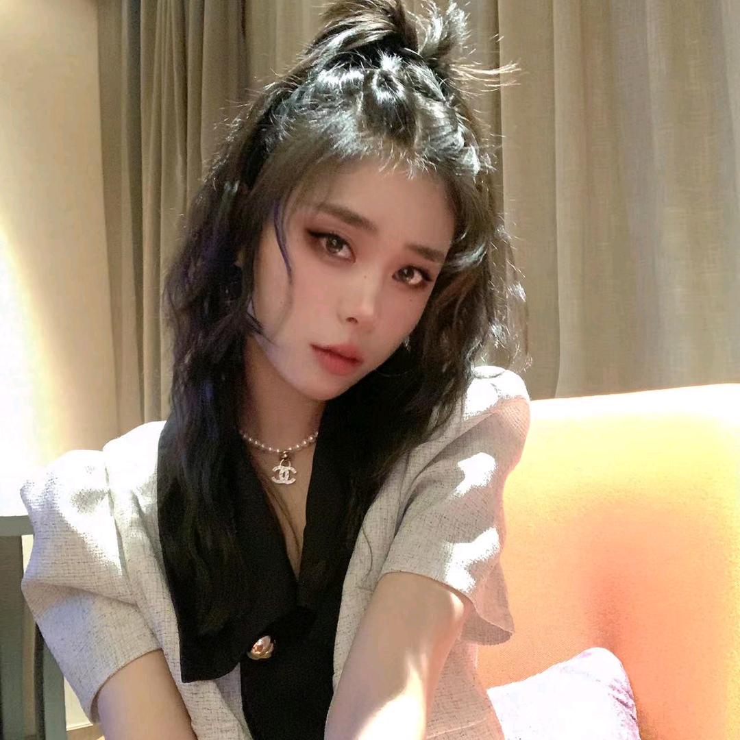 Vogue伊一女装