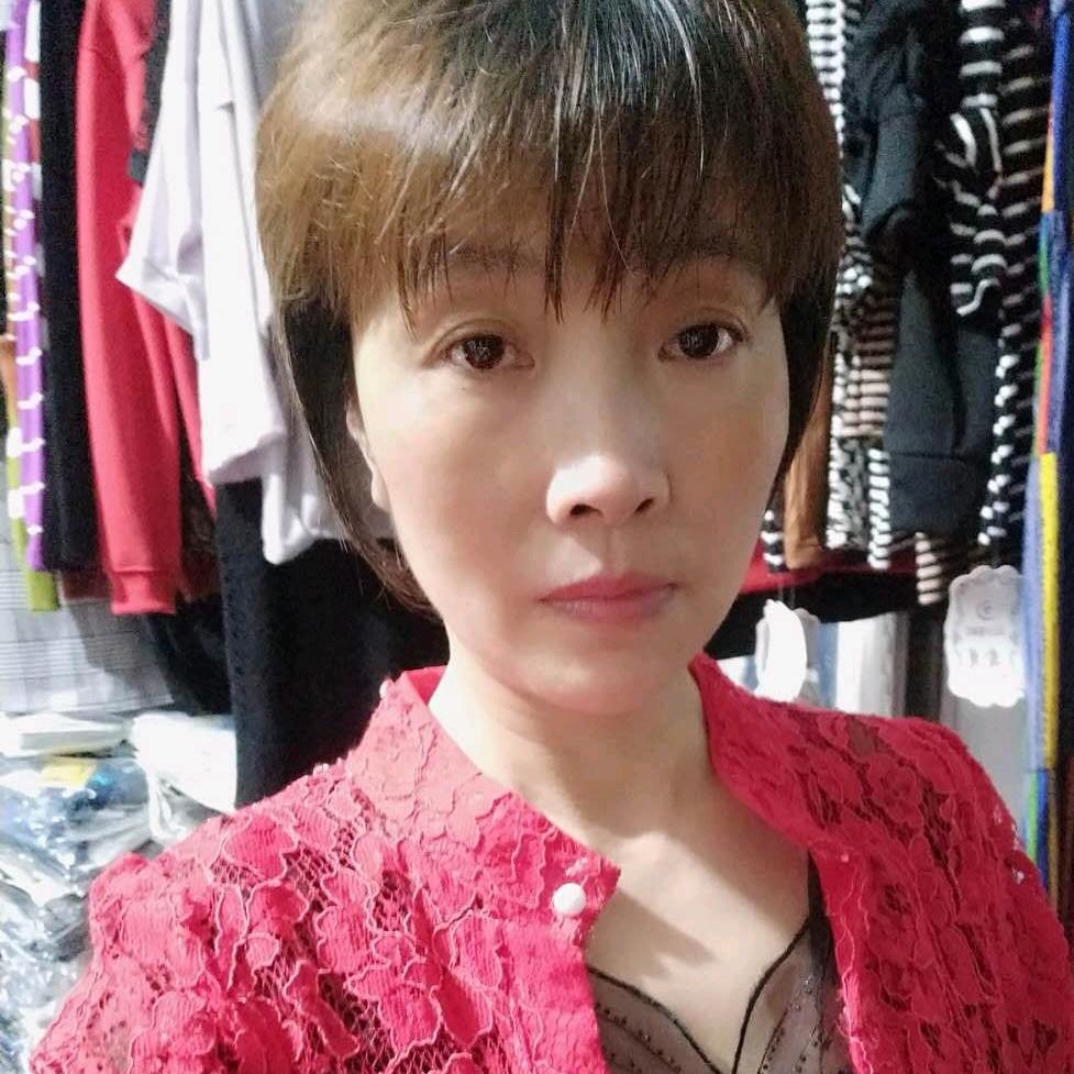 大湾服装店🌹有健康才有快乐🌄