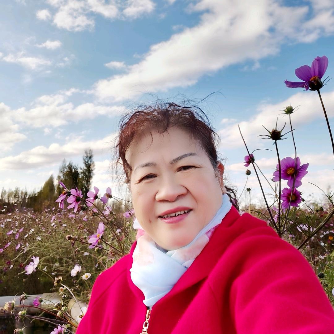 喜欢唱歌的霞姐